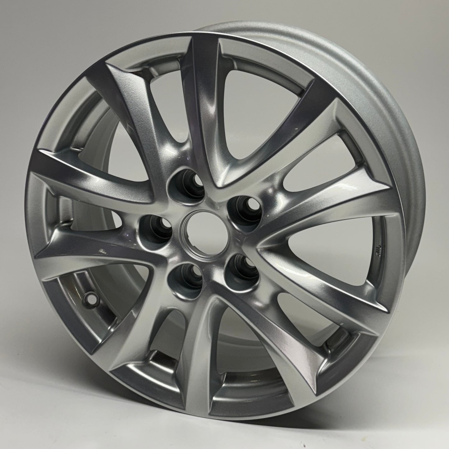 BLACKBURN OEM Mazda Silver Alloy Wheel Rim Sz 17" x 7.5"
