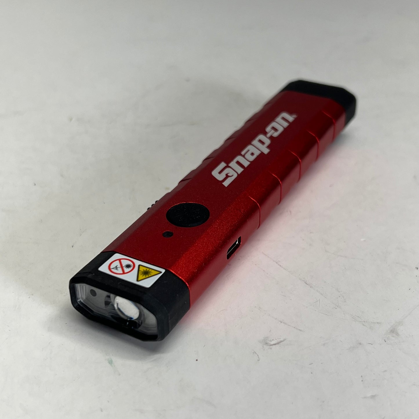 SNAP ON Aluminum Slim Pocket Light  350 Lumen 3.5 hr Run Time Red/Black ECPNJ032