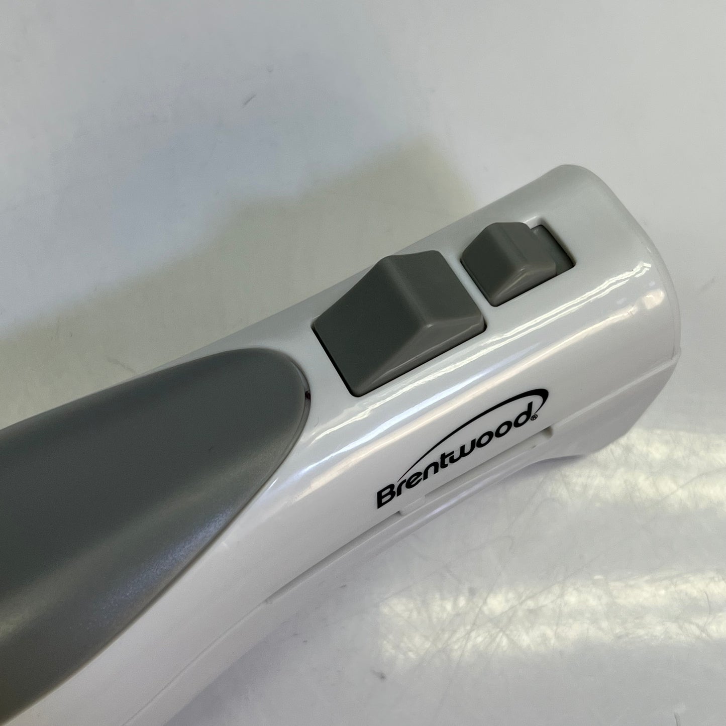 BRENTWOOD  Electric Carving Knife Trigger Operation 7" 110w 5' White TS-1010