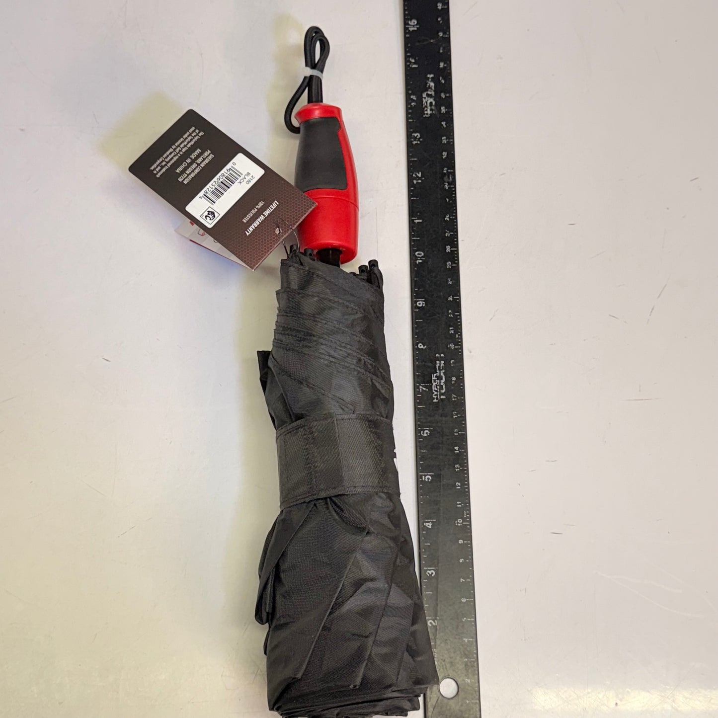 TAYLORMADE Golf Umbrella Vortexvent Compact Technology 47 in Black 2180