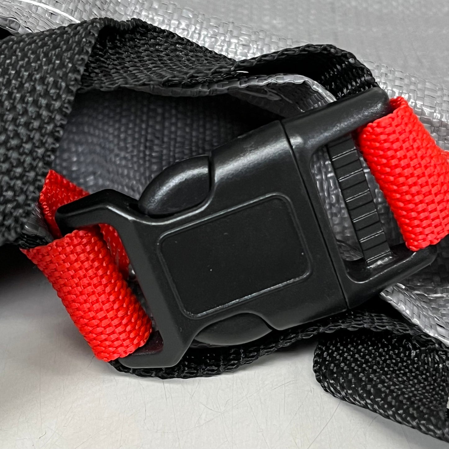 ZA@ UNKNOWN VENDOR (6 Pack) Grey and Red Storage Bag