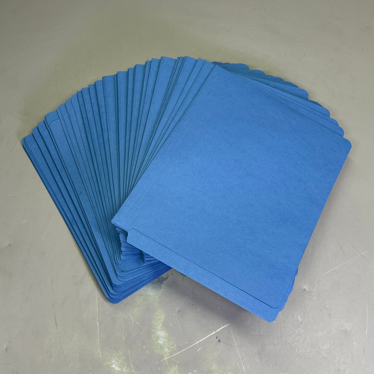 SMEAD (50 PACK) End-Tab Folders W/ Fasteners Straight Cut 2-Ply Blue 25040