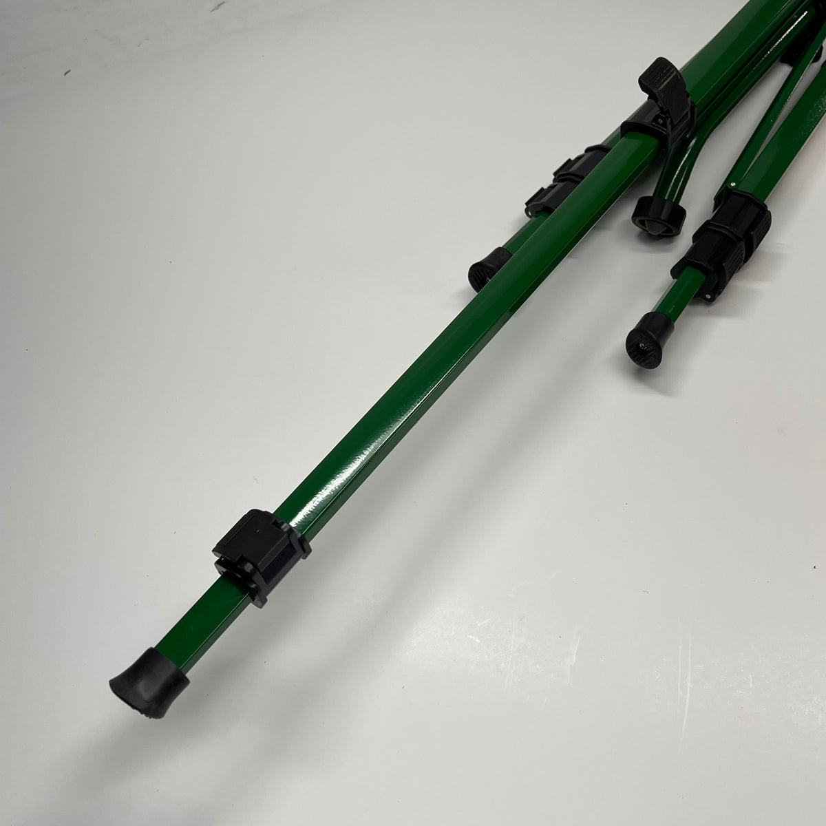 ORBIT Brass Impact Sprinkler On Triod Base 1/2" Sprays Up To 90' Black 58308
