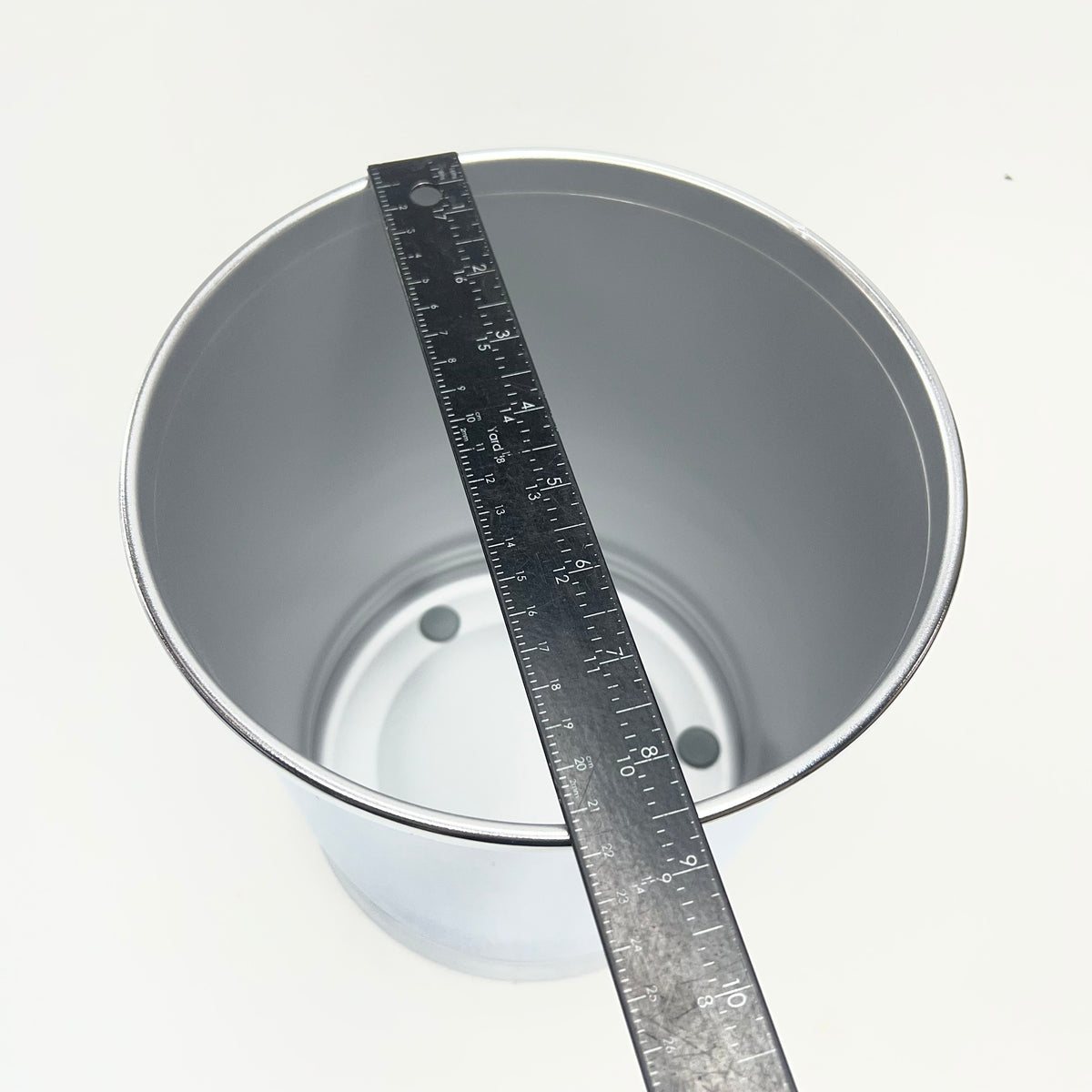 M DESIGN Restroom Waste Can W/ Padded Bottom 9"Dia x10"H Chrome RTA280