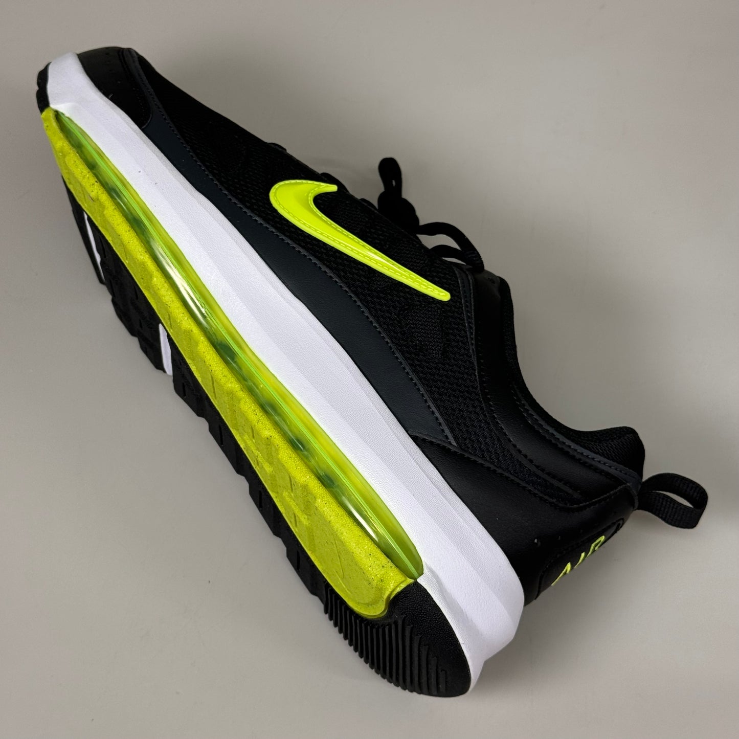 NIKE Air Max Ap Road Running Shoes Mens SZ 13 Black/Yellow CU4826 New Other