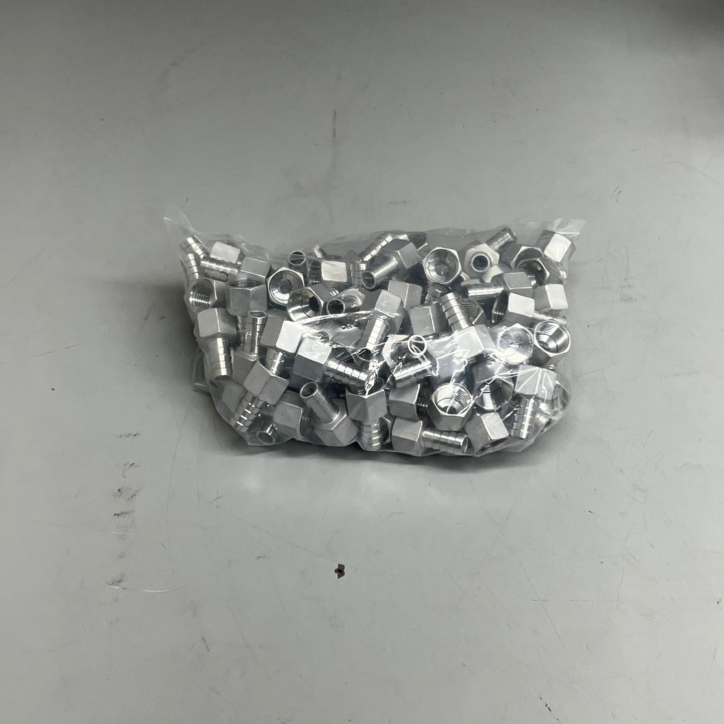 DERNORD (100 Pack) Stainless Steel Female Hex Hose Nipple 3/4", 1/2" 17422