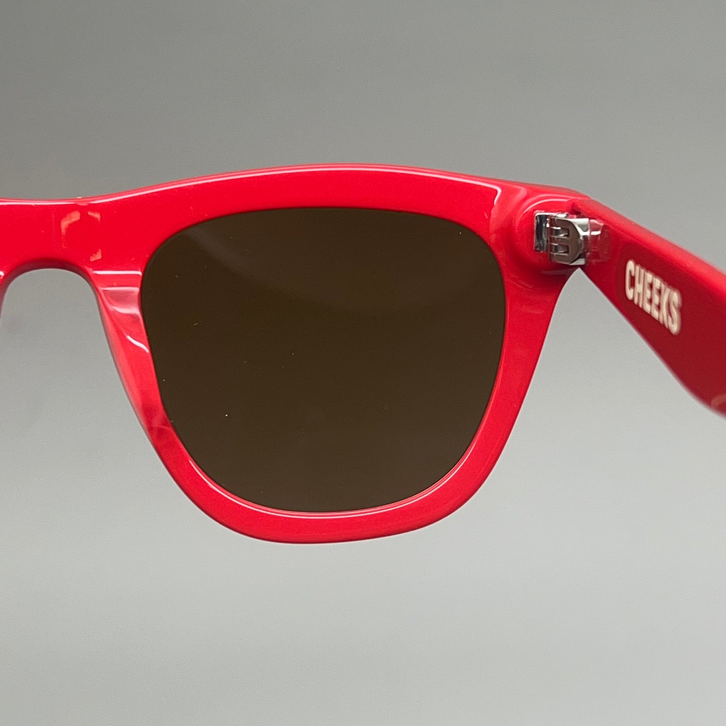 FRIDA MAE CHEEK Acetate Square Polarized Lens Sunglasses Red SUN-SQUARE-RED