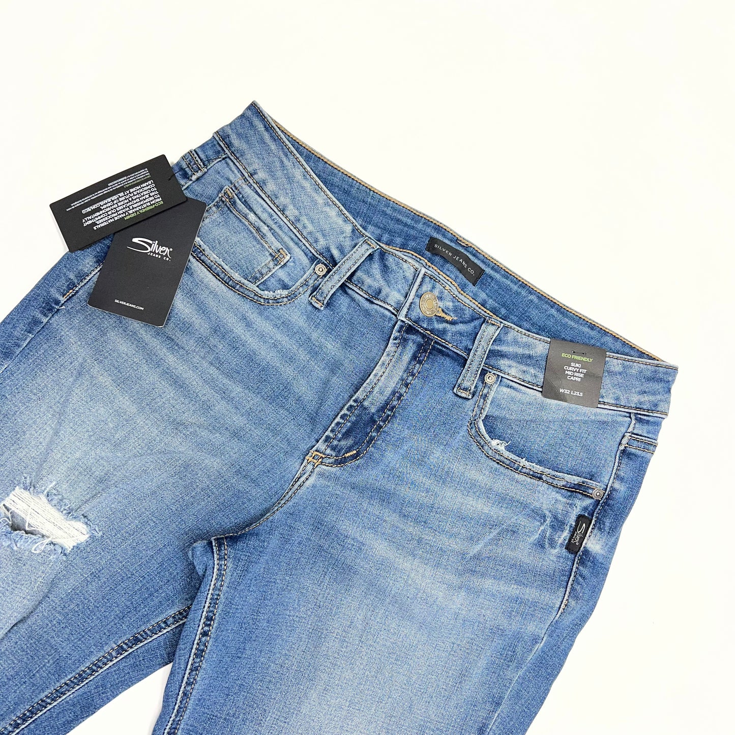 SILVER JEANS CO Suki Curvy Mid Rise Capri Womens Sz 32/23.5 Indigo L43920ECF252