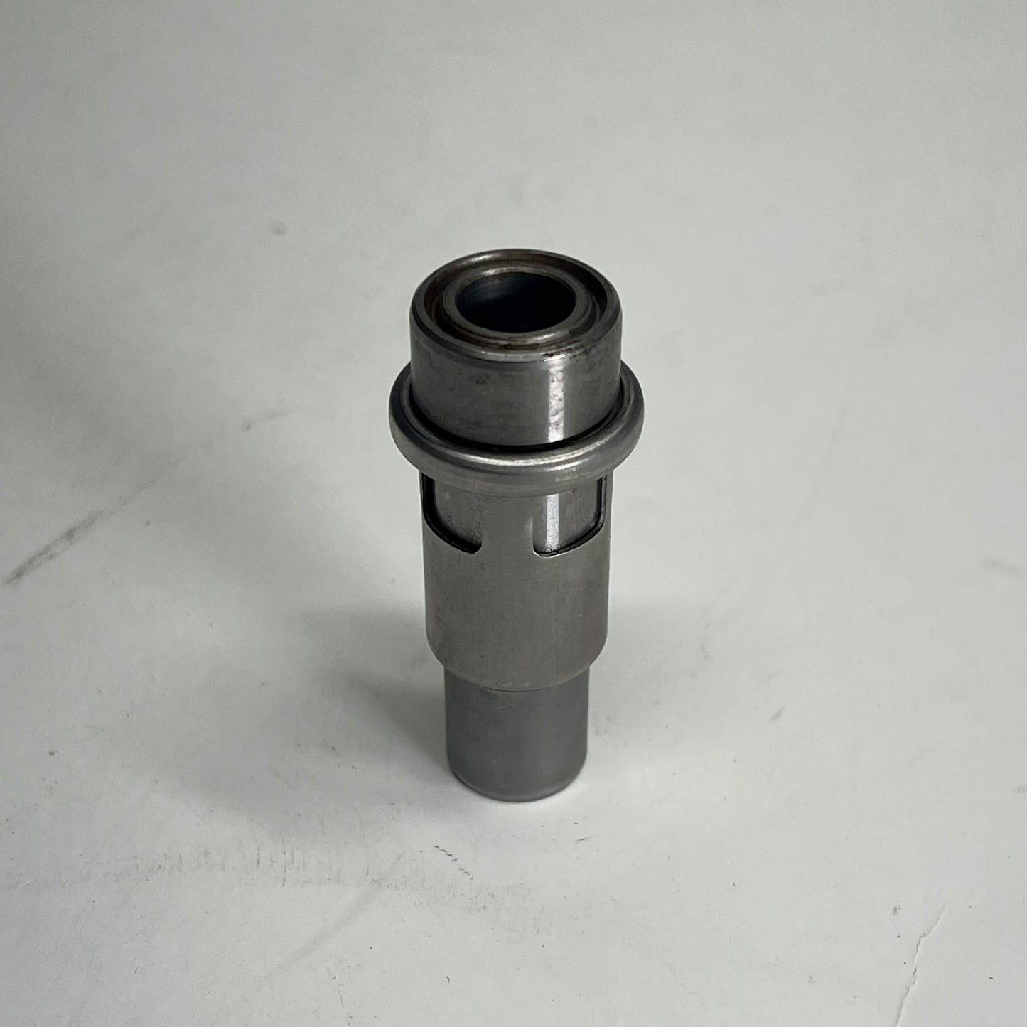 JOHN DEERE Genuine Oem Bleed Valve Vital Oil Pressure Relief Silver RE538484
