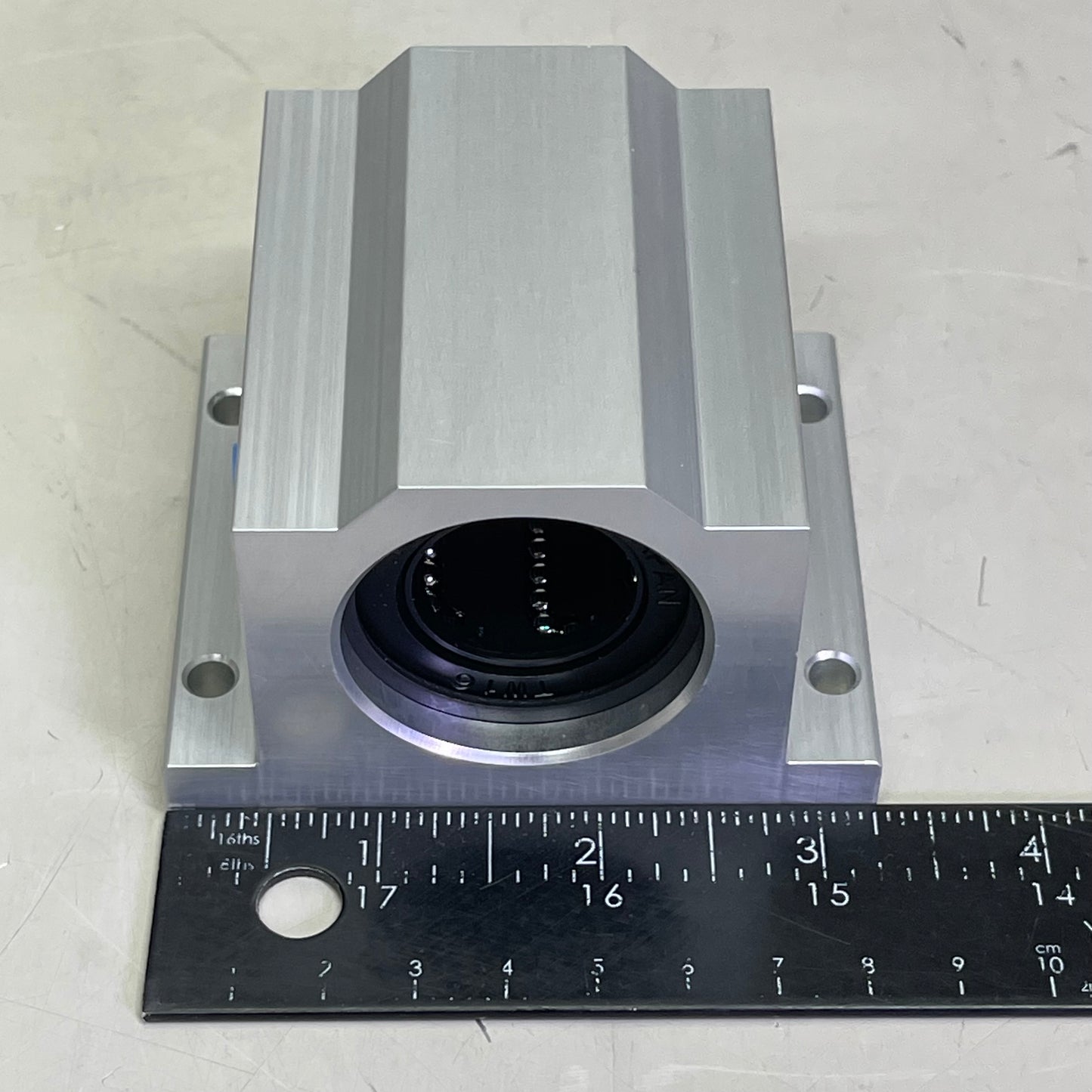 NB Linear System Pillow Block Slide Unit 3.25" x 2.75" x 2.125", 1" Dia TWA16UU