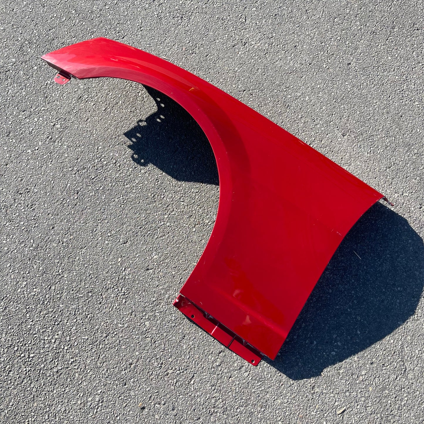 ZA@ Pallet of CAPA Front Fender For Chevrolet Camaro 2010-2015 Red (AS-IS)