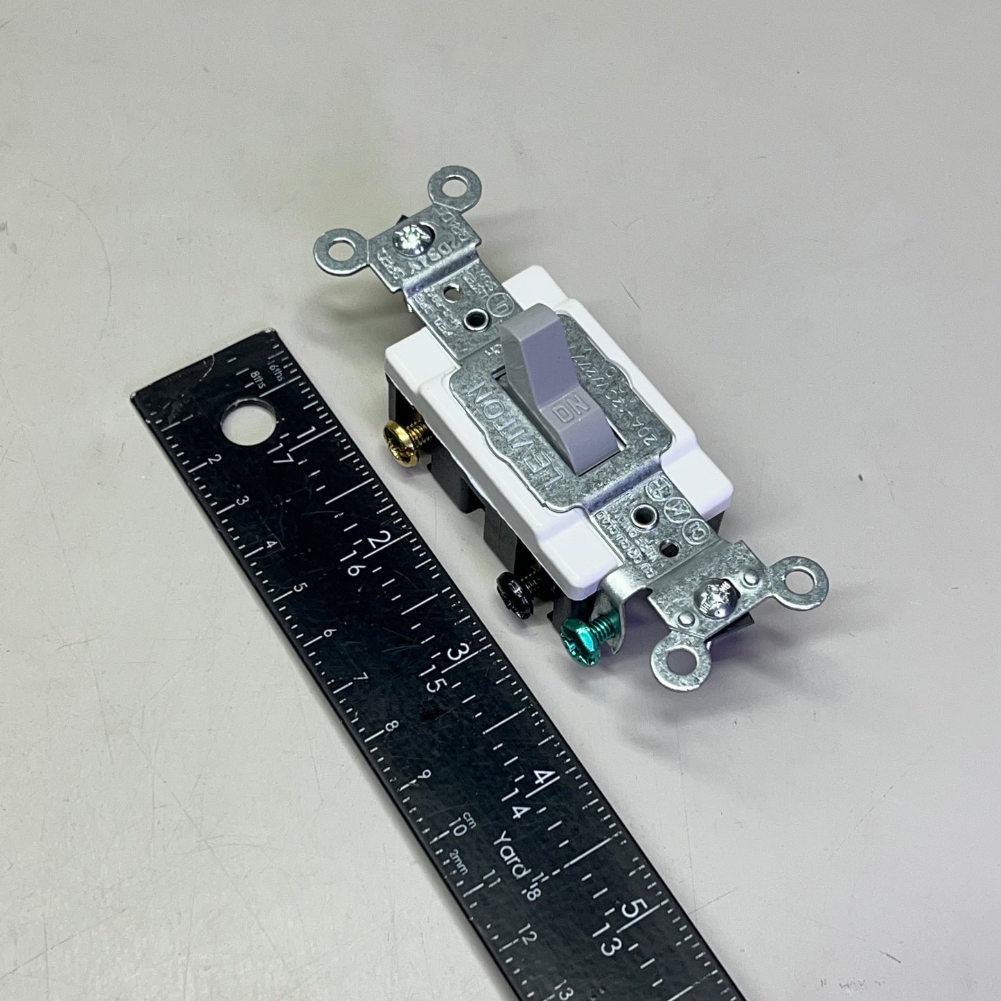 LEVITON (2 PACK) Toggle Switch Double Pole 20 Amp White/Silver CS220-2GY