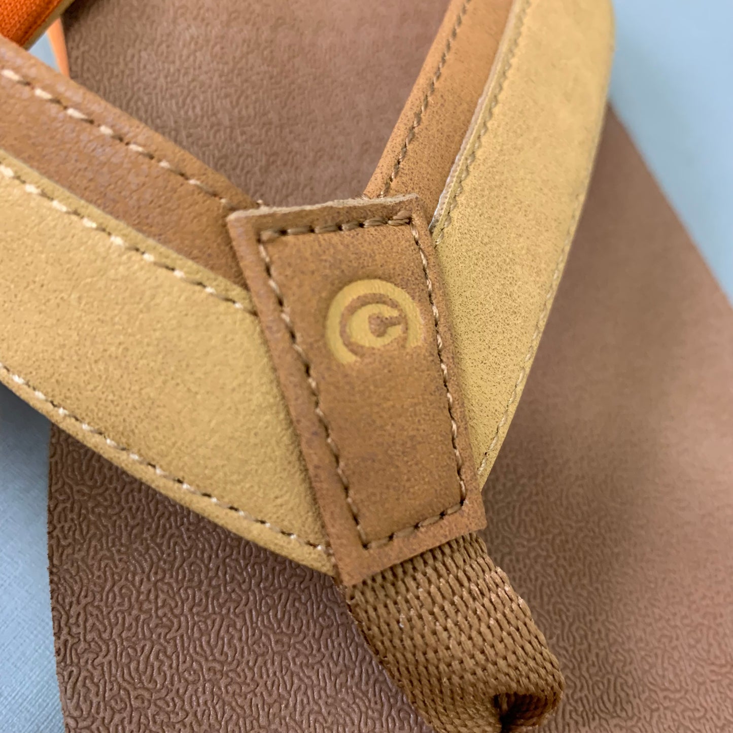 COBIAN Foamie Full Arch Support Sandals Men's Sz 10, 43 Eu Brown FAO25-200-10