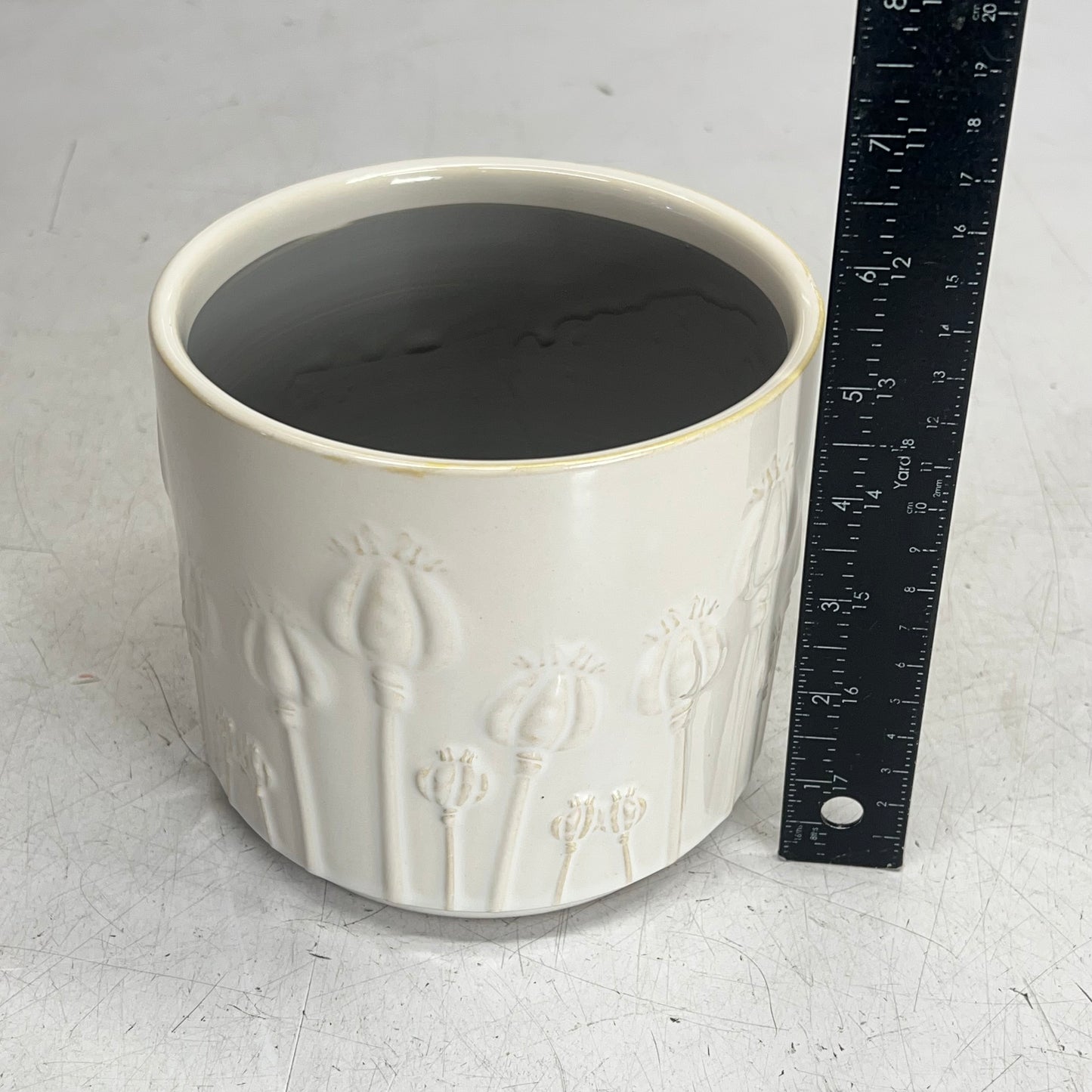 SILVER TREE Poppy Bud Pattern Ceramic Plant Pot  5"x5" Glaze Crème A11057