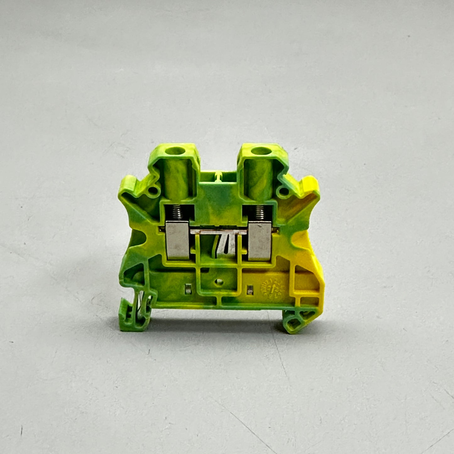 PHEONIX Feed Through Ground Terminal Block 3044092 UT 2,5-PE 1.88"x.2"x1.88" (Green/Yellow)