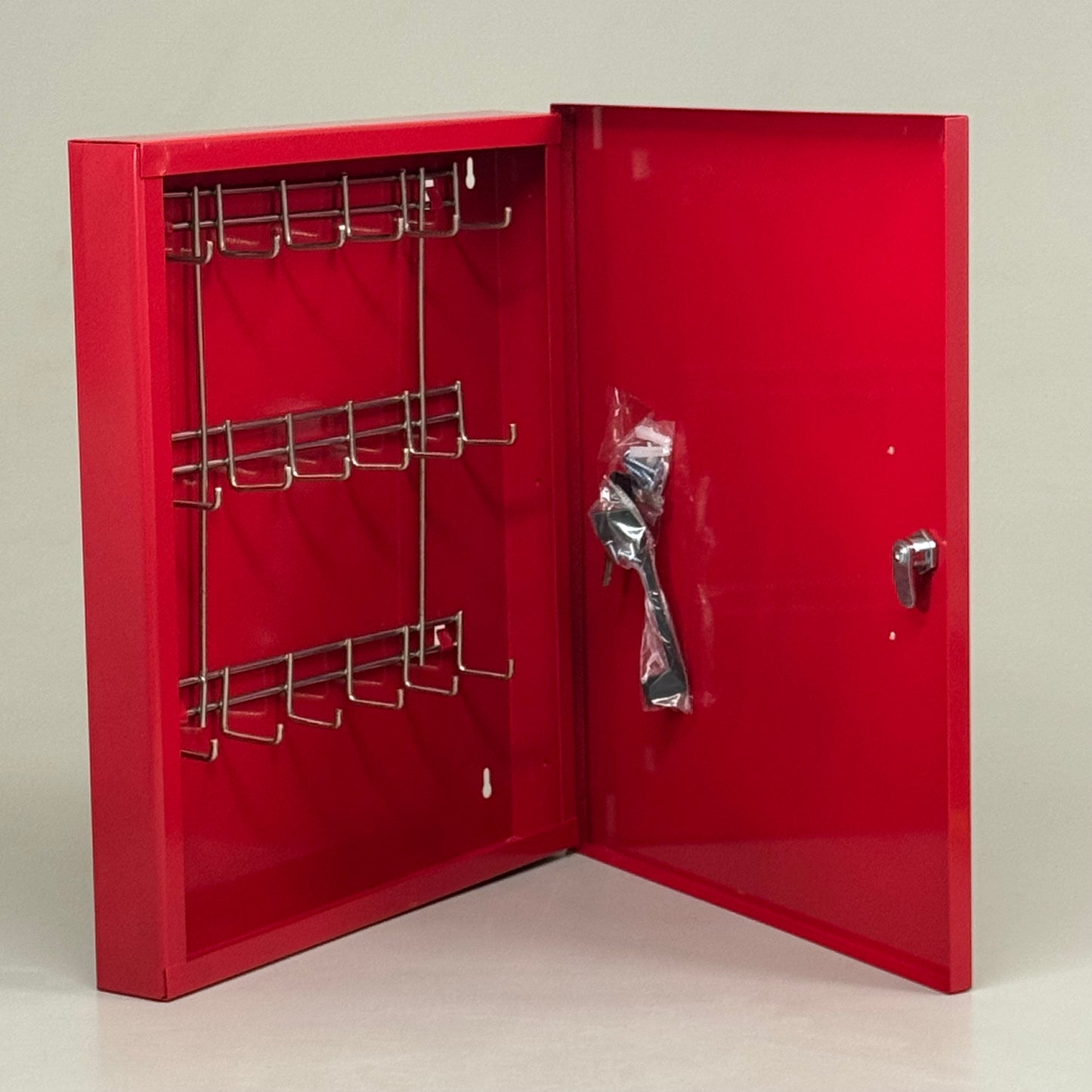 BRADY PadLock Control Lockout Tagout Station 18"x15"x2" `