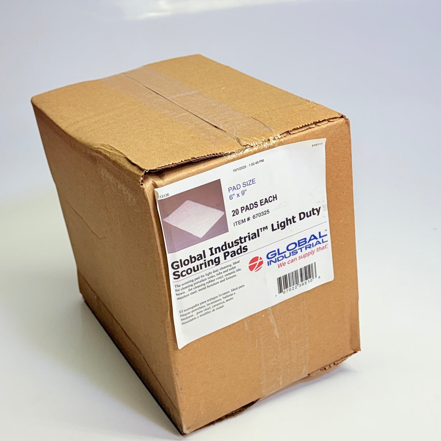 GLOBAL INDUSTRIAL (20 PACK) Light Duty Scouring Pads Sz 6" X 9" White 670325