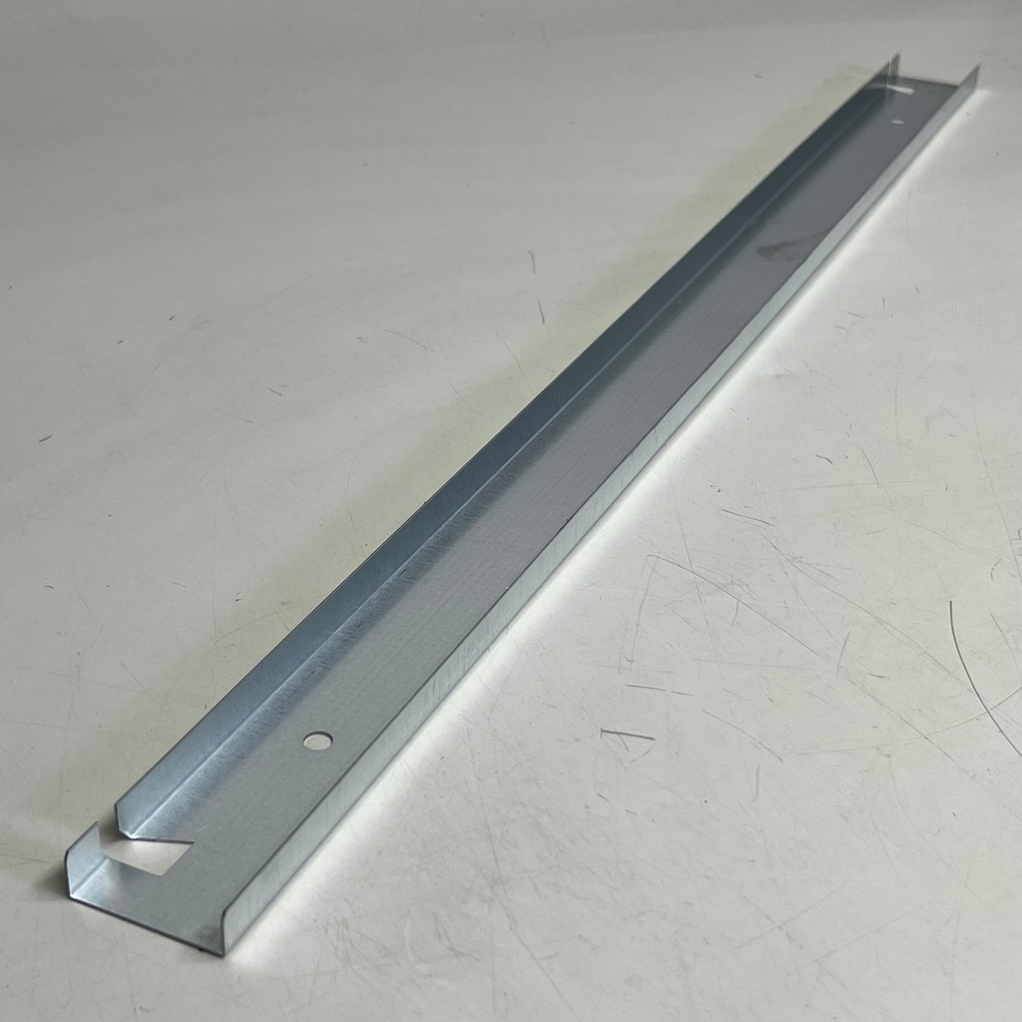 (6 Pcs) Steel Raceway I100 Sz 25" L x 1" W, Grey