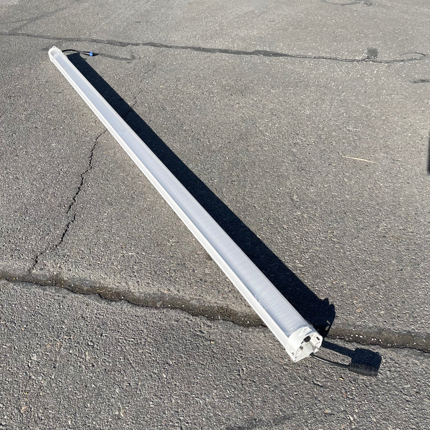 SUNNY Led Grow Light 92” White AD2T-UC220-5D409-1/D409-2-240