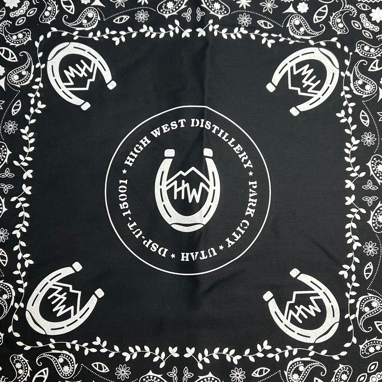 HIGH WEST DISTILIERY (4 PIECE SET) Park City Utah Bandana W/ Pins 21"x21"