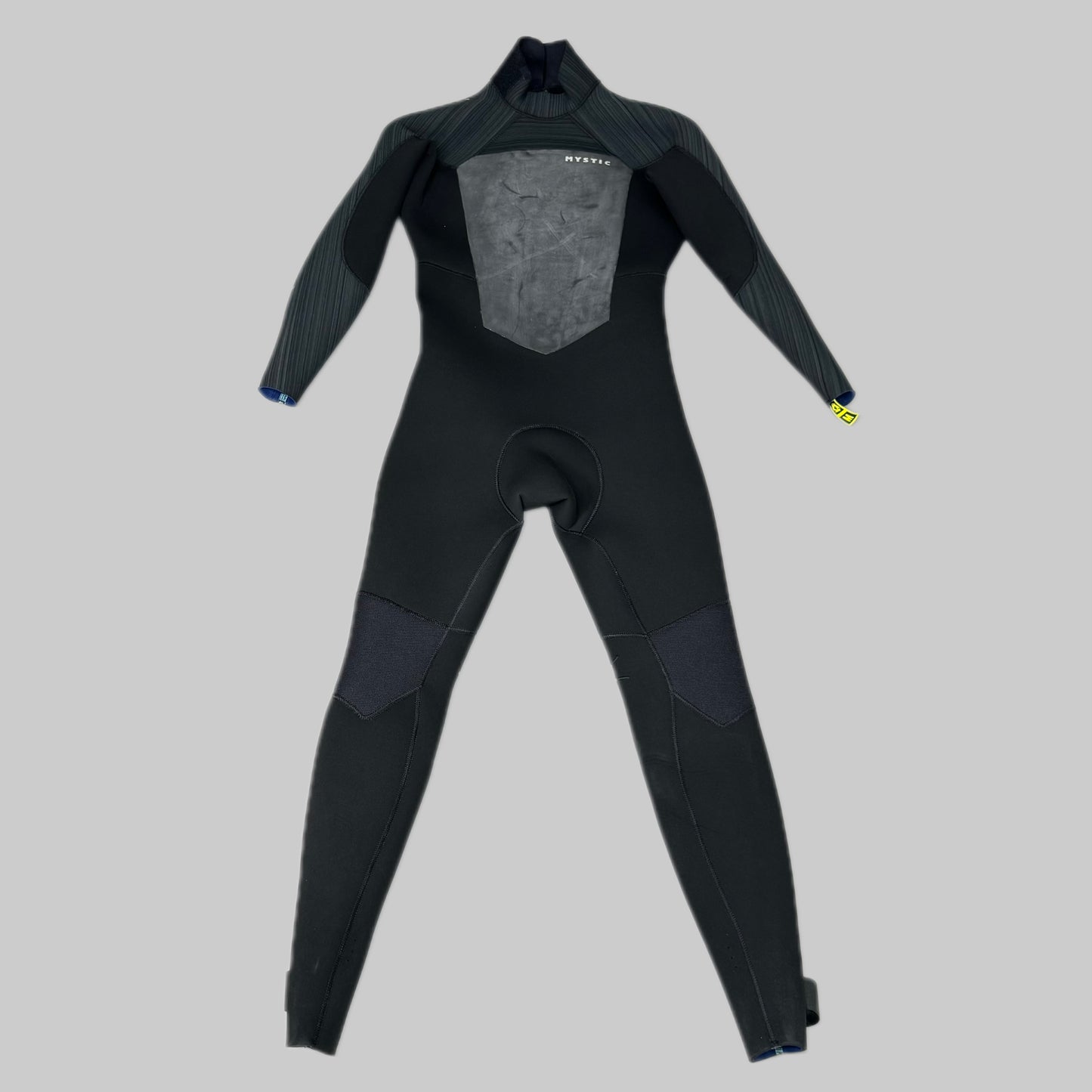 MYSTIC Majestic 2022 Fullsuit Back-zip Knitflex+ 4/3mm Sz M Black 35000.220006