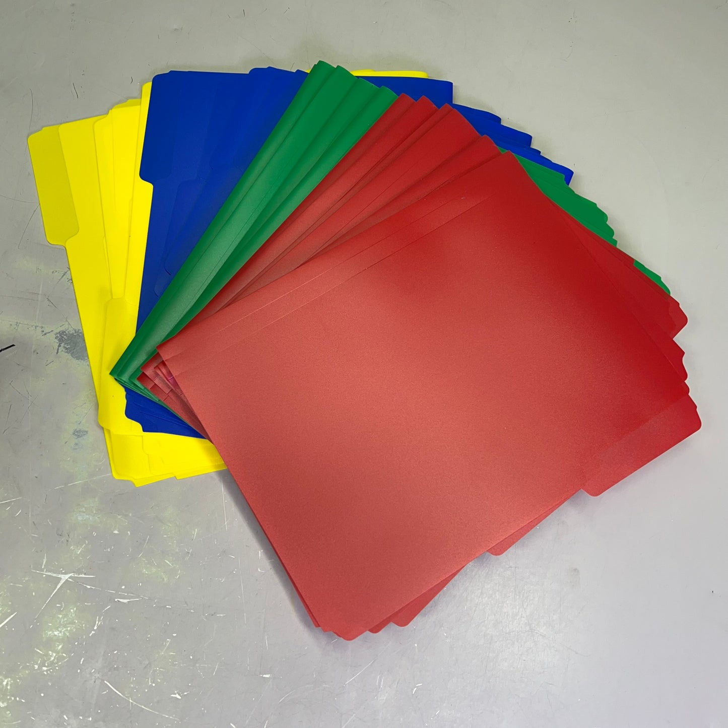 SMEAD (24 PACK) Poly File Folders  9-1/2" x 11-1/2" Assorted Colors 10500