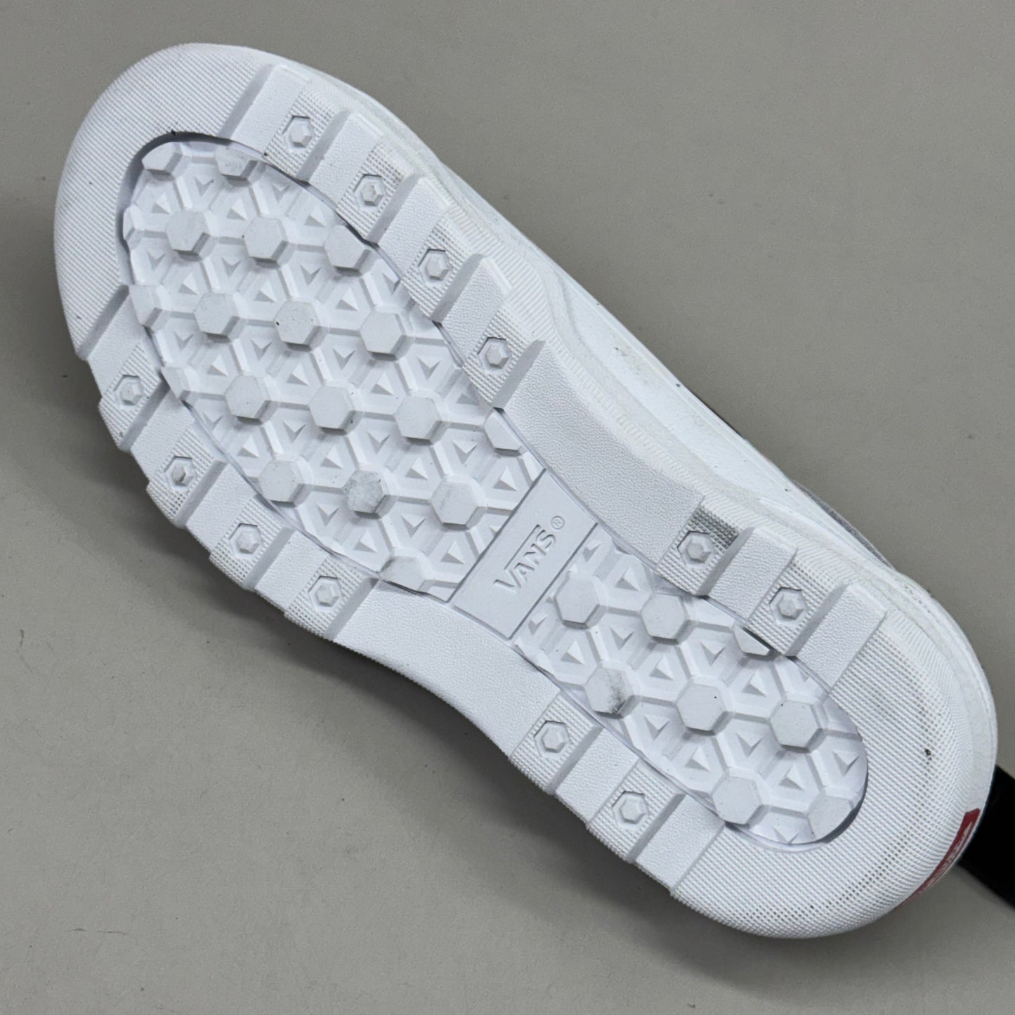 VANS Old Skool Sentry WC Pride Sneaker Women's 5.0 Men's 3.5 Rainbow/Black/White