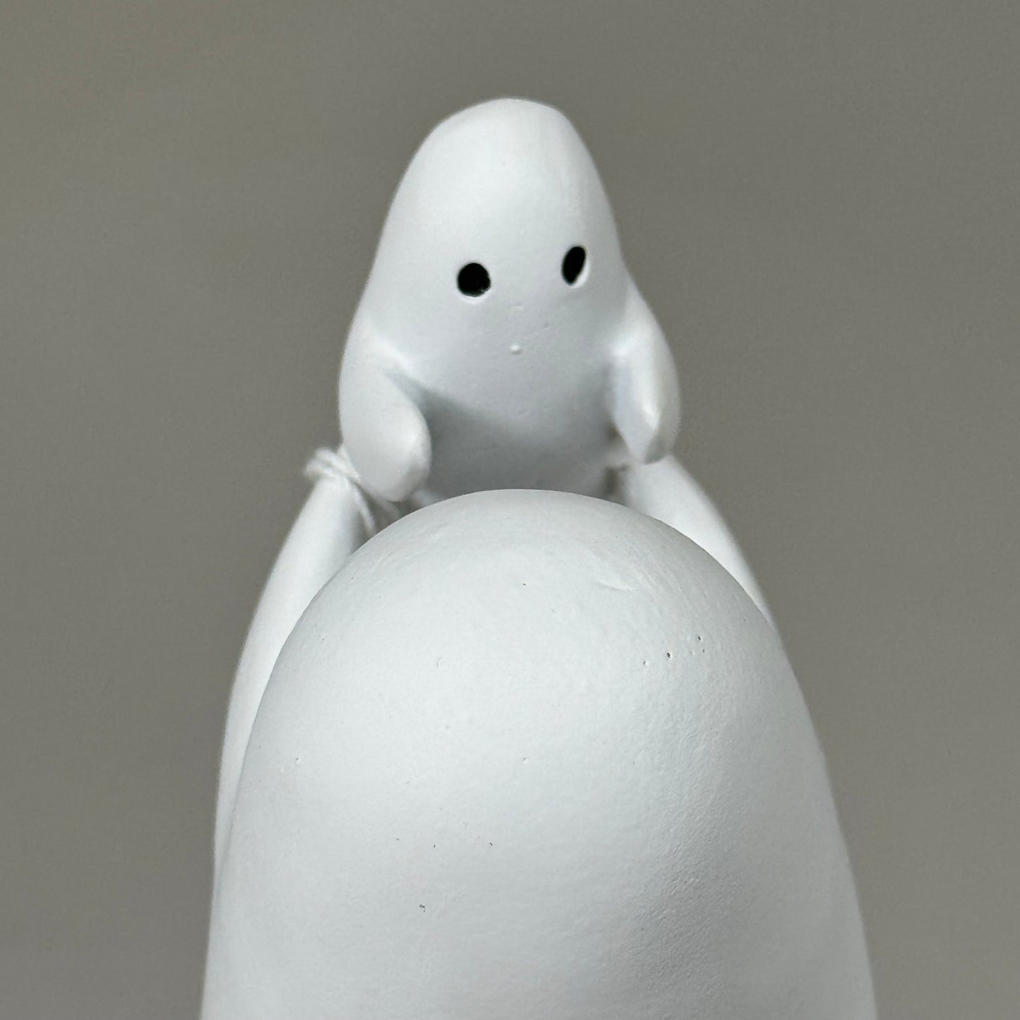 RAZ IMPORT Resin Ghost Mom & Baby Scaredy Cat Collection 9" Tall White 44205454