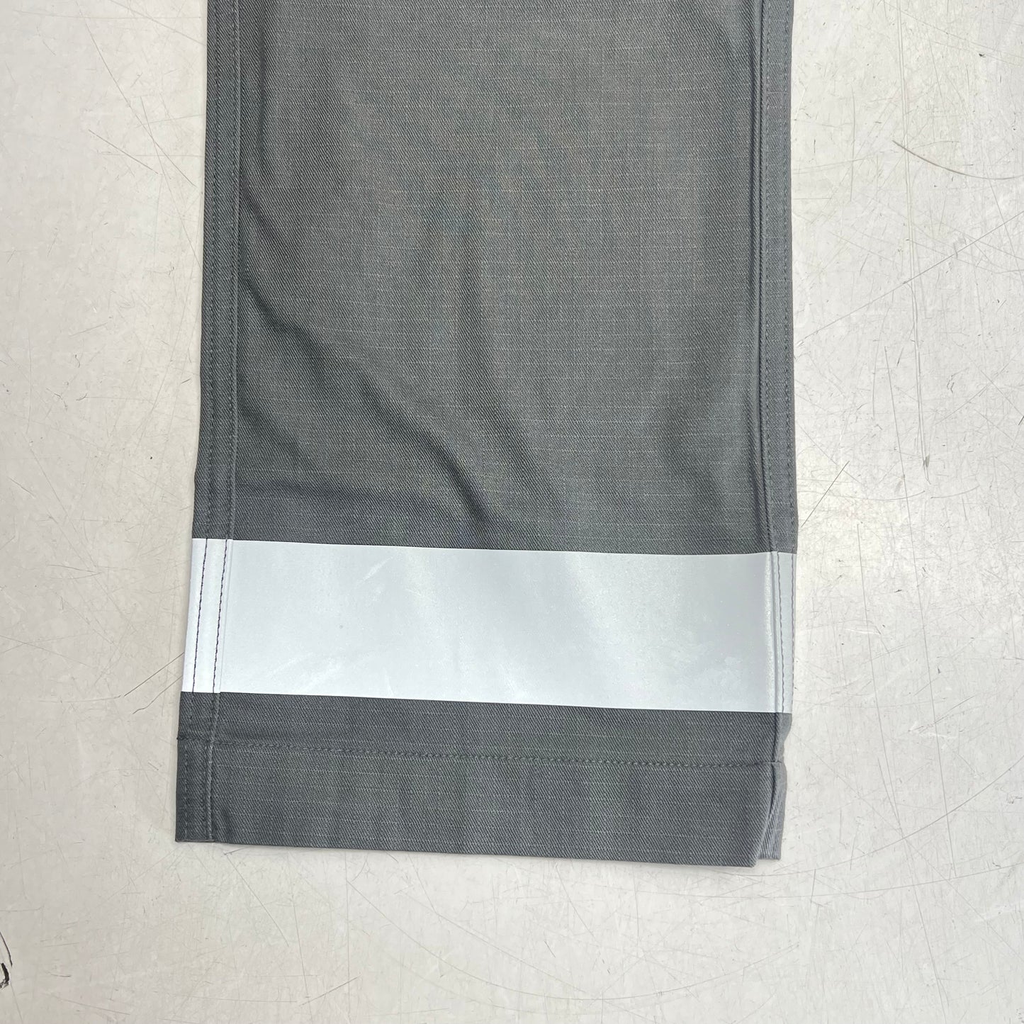 NORTHERN GRAVITY GEAR Cargo Reflective Pants Flame Resistant Boy's Sz 2x32 Grey