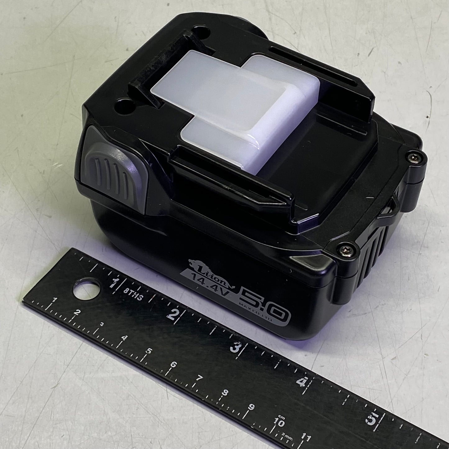 MAX LTD Lithium Ion Battery Pack 14.4V Black JPL91450A