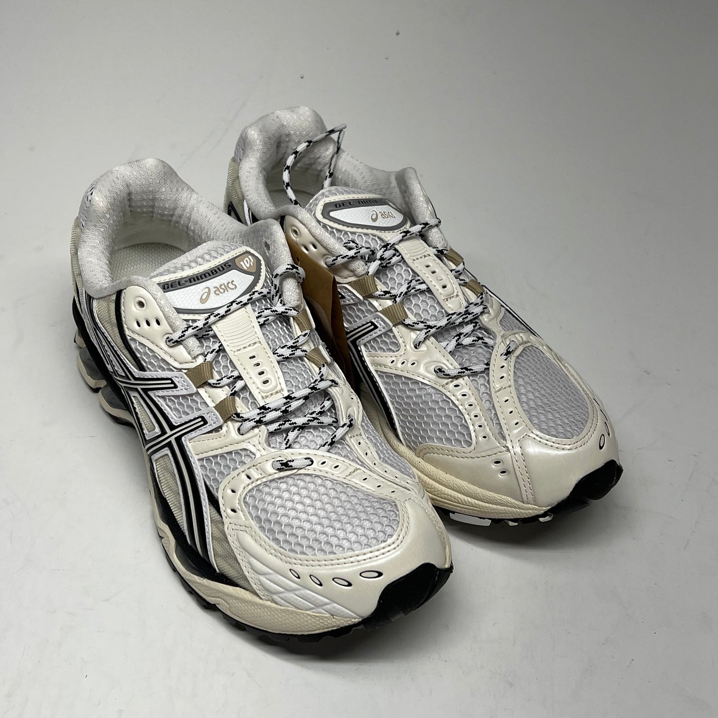 ASICS Gel Nimbus Eva Foam Sneaker M Sz 7.5 W Sz 9 White/Ivory 1203A543-108