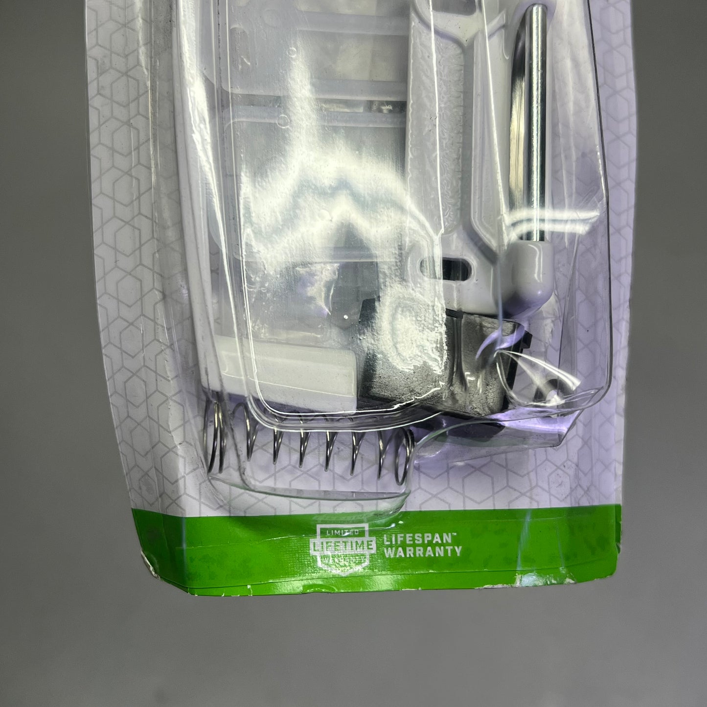 NATIONAL HARDWARE Zinc Pushbutton Latch For 5/8 to 2" Thick door White N213-074