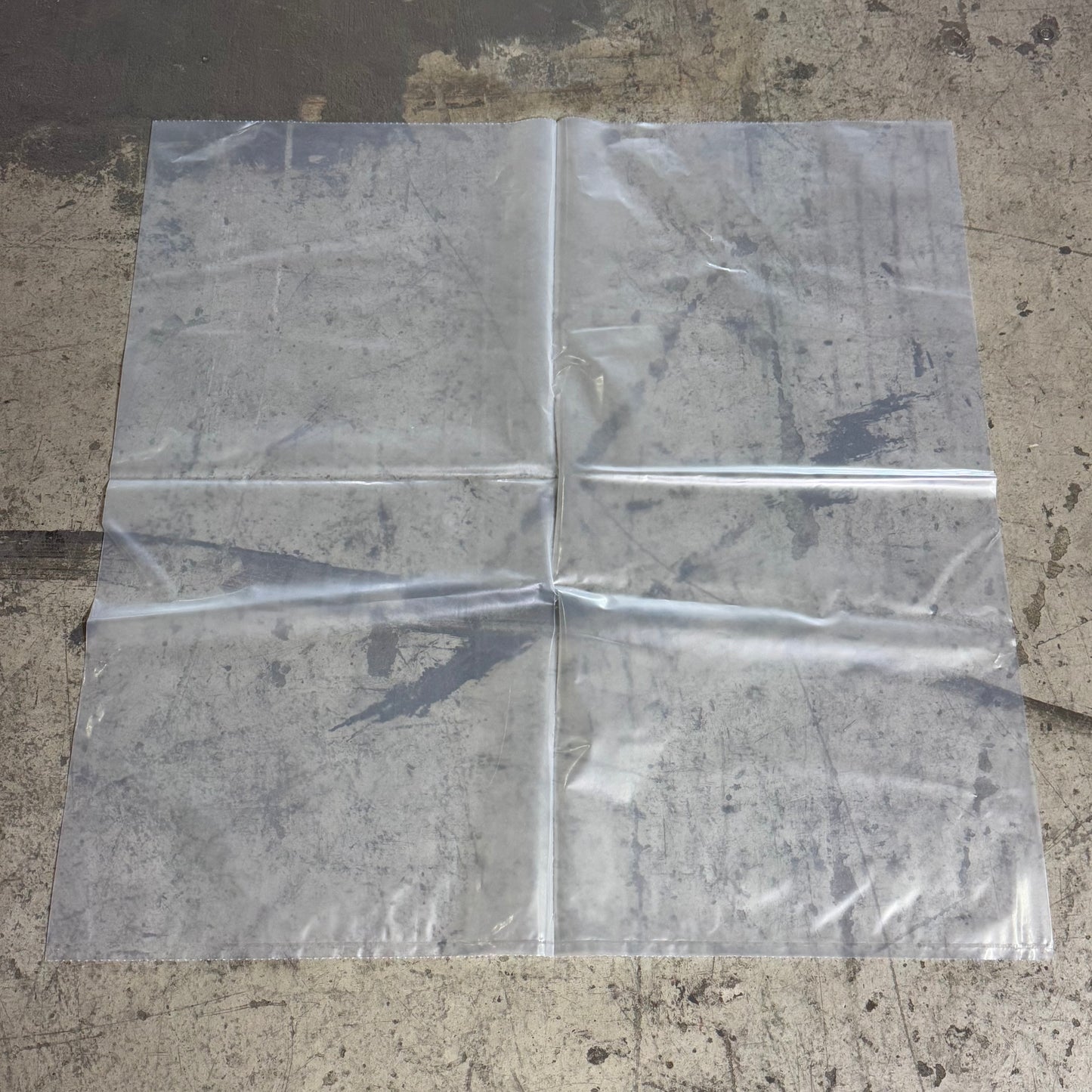 BERRY PLASTIC (120 Bags) Plastic Bags Sz 34 x 34 x 004, Clear J1492012