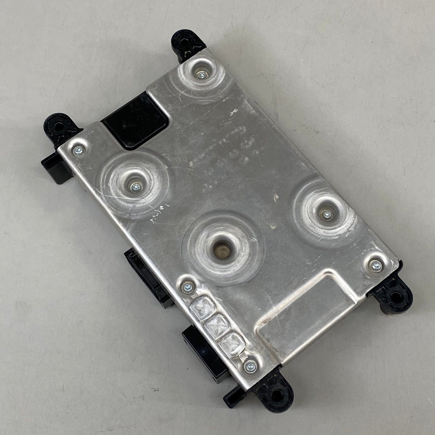 GM OEM  Digital Map Control Module Box 7.5"x4.5" New Other (Slightly Dirty)Black 84759506