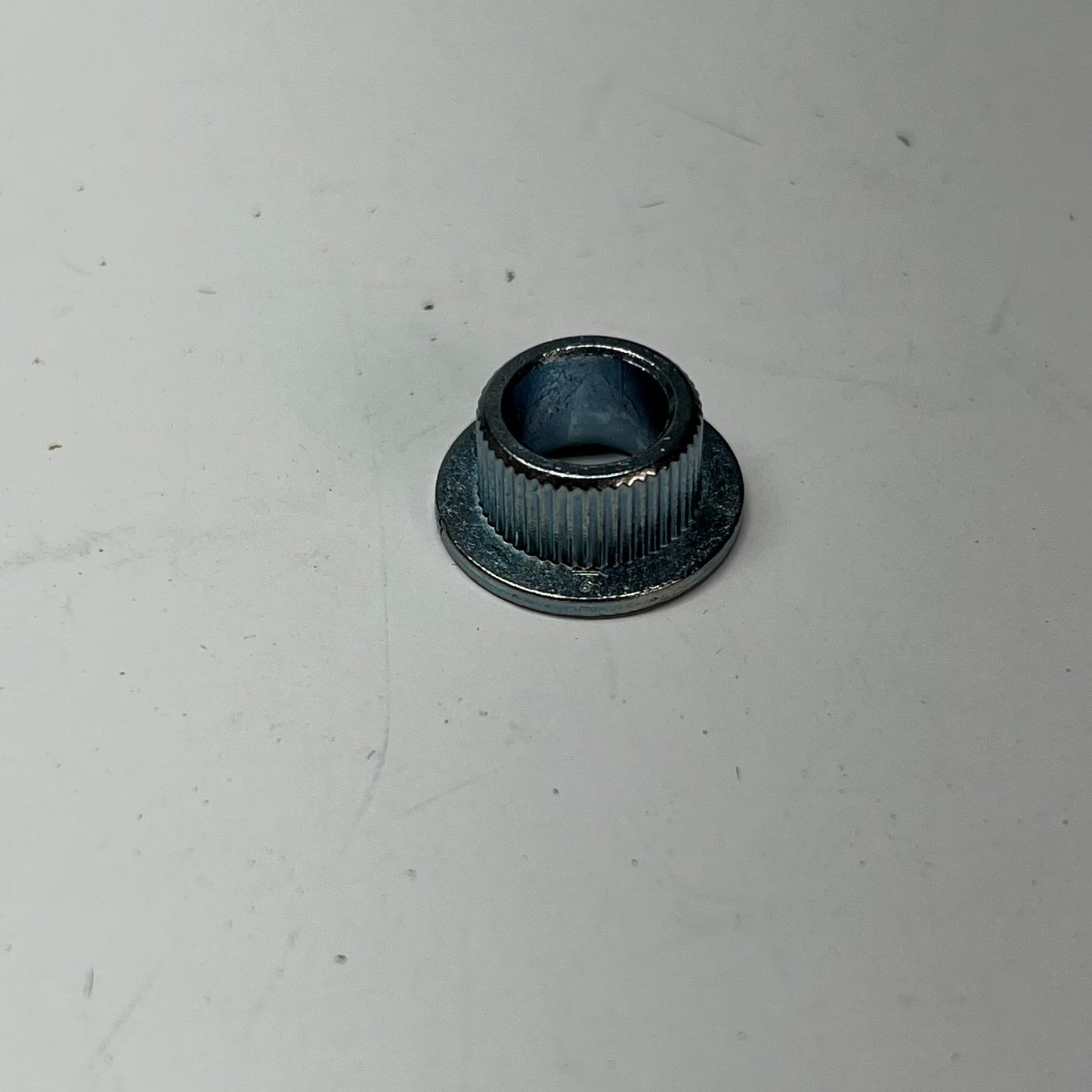 ZA@ (3,000 PACK) Press-fit Knurled Threaded Inserts  Silver FAS.1091.A