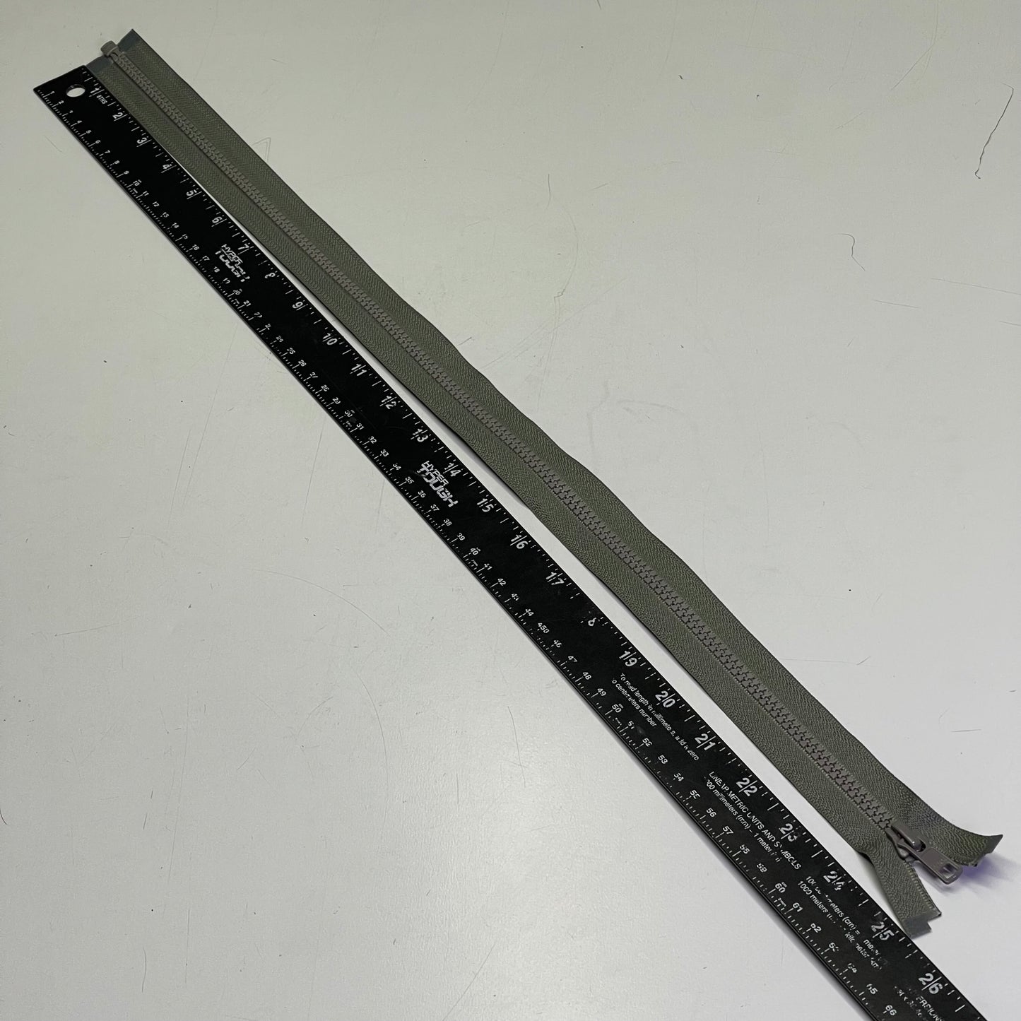 ZA@ YKK (100 PACK!) Vislon #5 Separating Zippers 24.5" Grey VSOL-56 DA E 9/16 WP GOV NEWKOB4