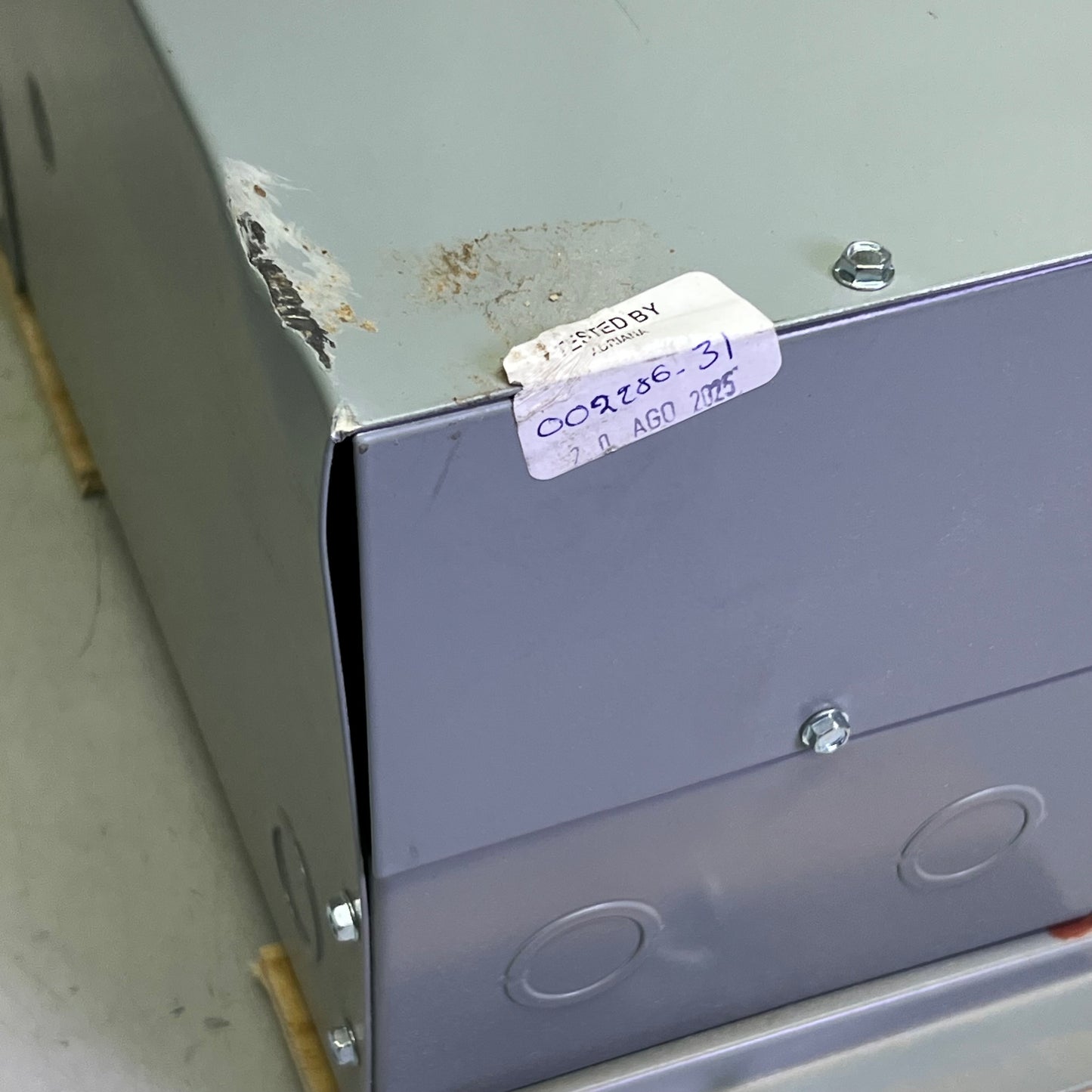 FEDERAL PACIFIC Transformer Non Ventilated 240/480V Input, 120/240 Output 3000VA/3 Kva Load Rating P2XCF21-3-N