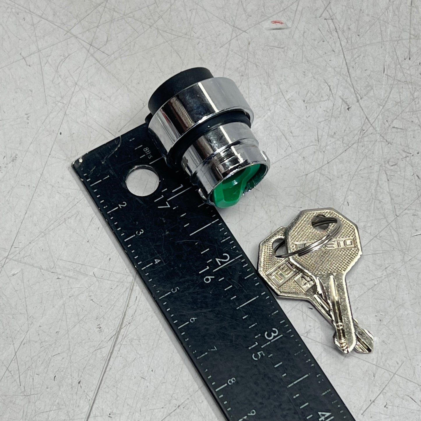 ALTECH CORP Selector Switch Operator Maintained Key 22mm 3 Position 2AK2-06-NB