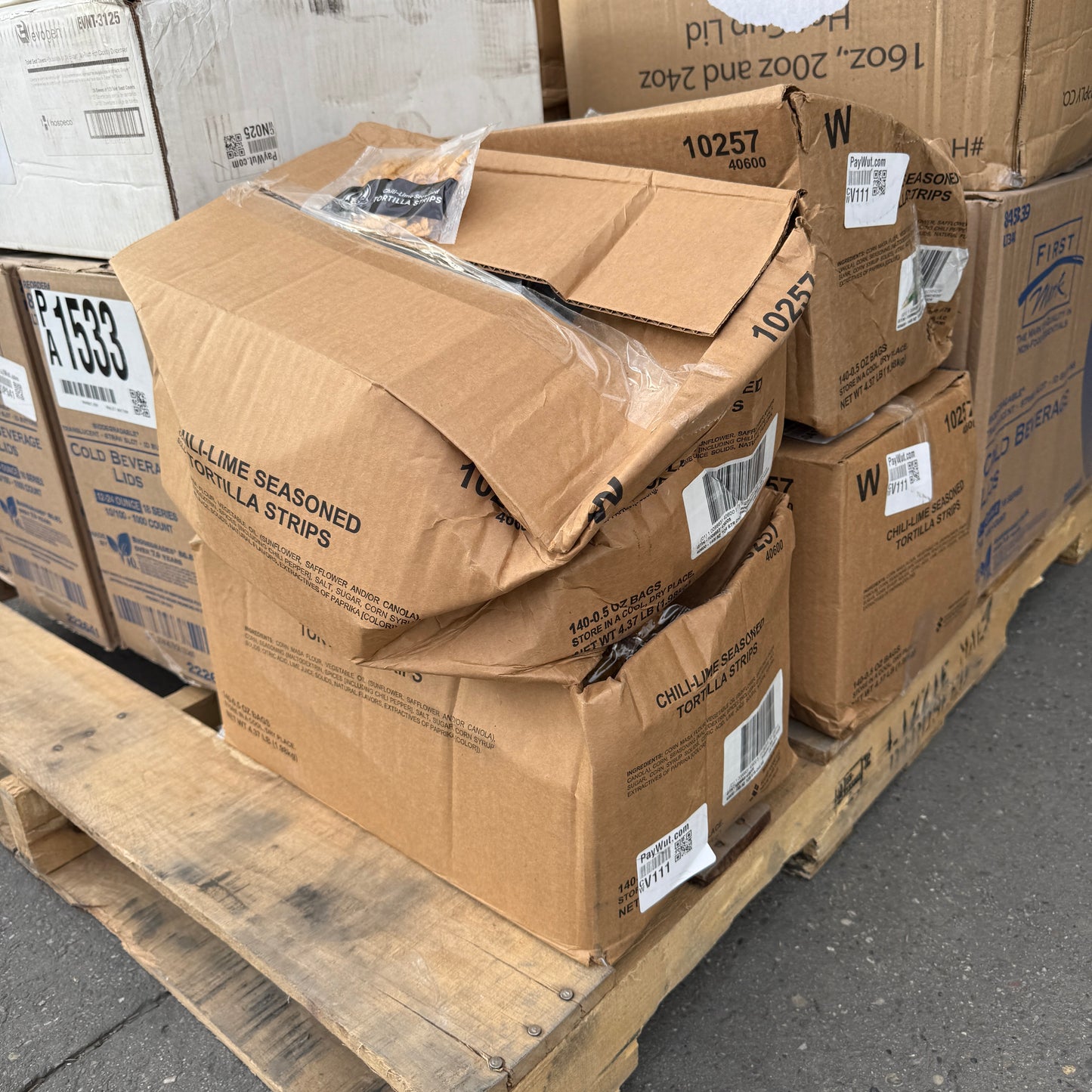 ZA@ Pallet of FIRST MARK Clear Lids, Black Hot Cup Lids, Tortilla Strips, & Toilet Seat Covers