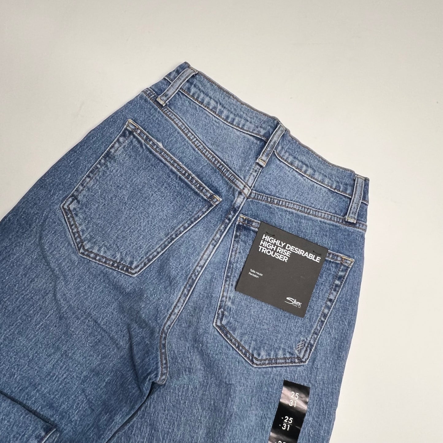 SILVER JEANS CO Highly Desirable High Rise Jeans Women's Sz 25/31 Medium Wash