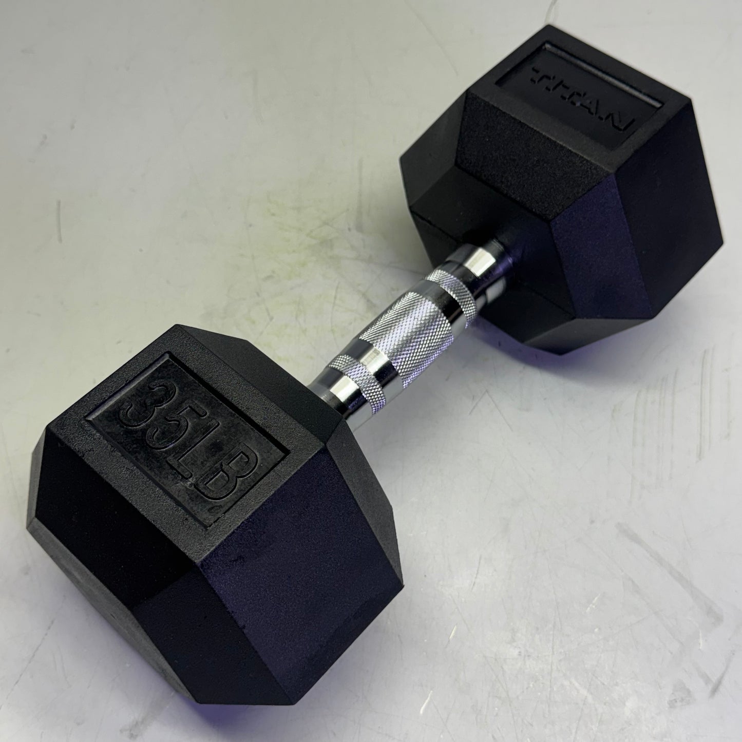 TITAN FITNESS (2 PACK) Black Rubber Coated Hex Dumbbell Single 35lb HEXDBB_35