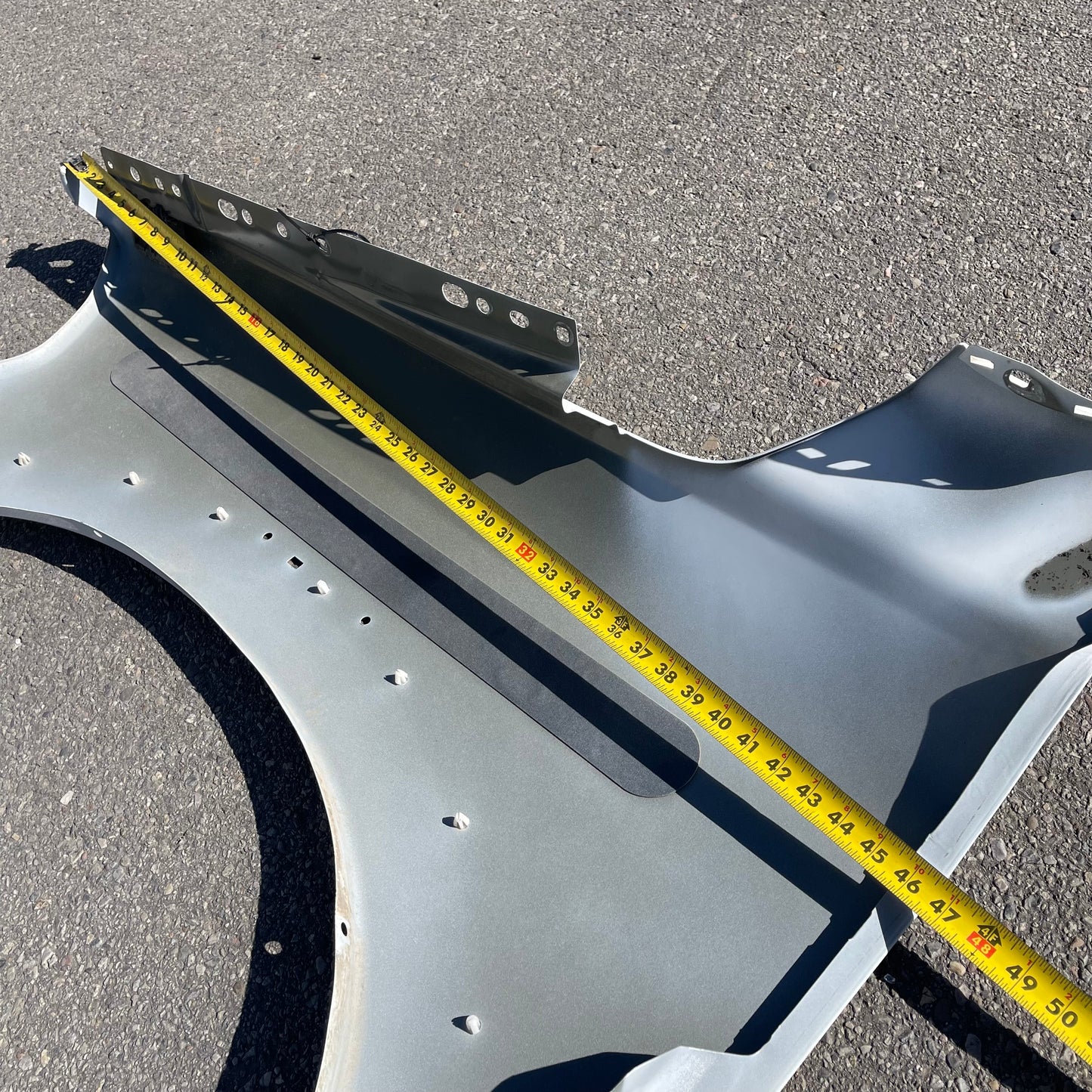 ZA@ Pallet of DODGE Front Right Fender for Ram Truck White (AS-IS)