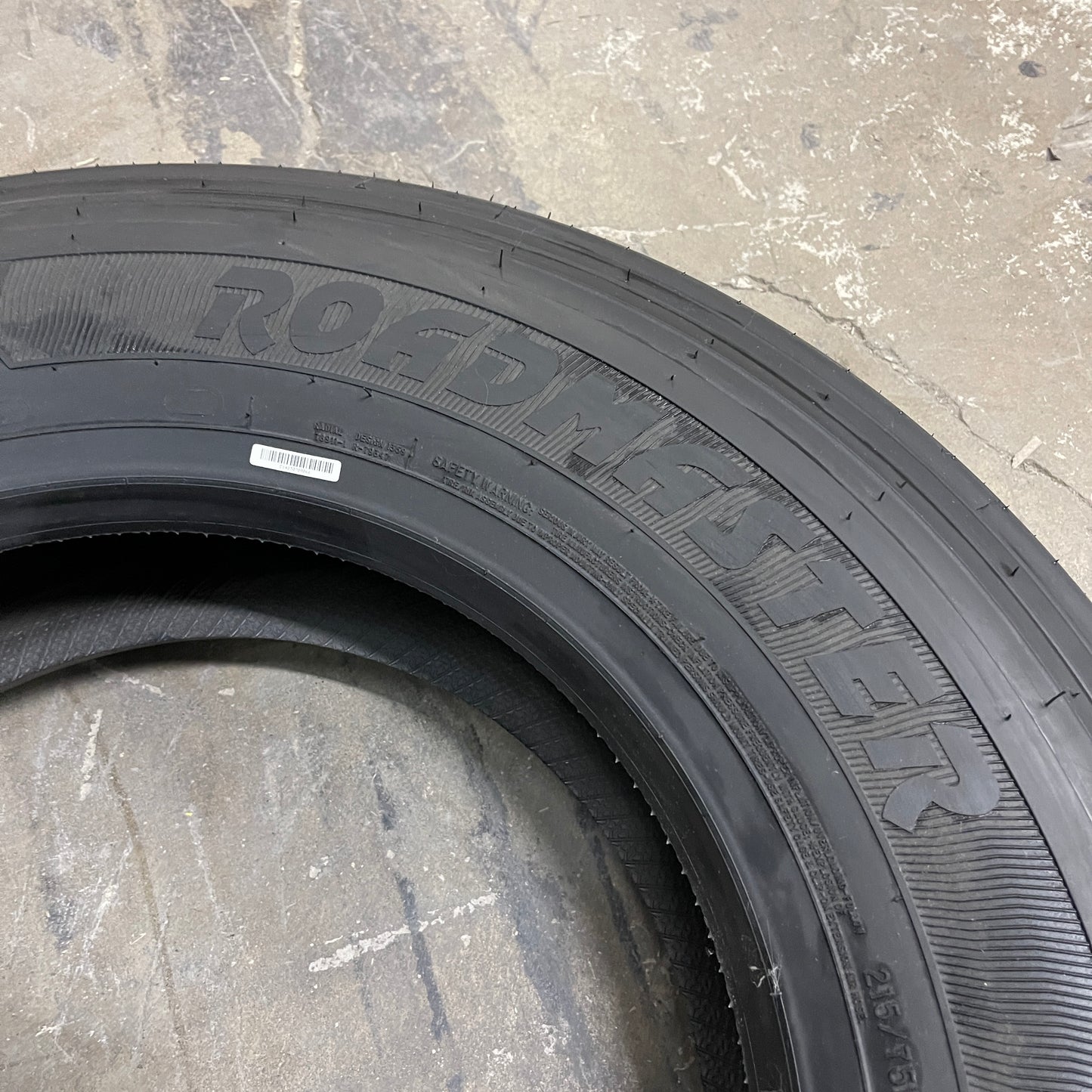 ROADMASTER RM272 Tire 215/75R17.5 All Season Tire 1310110245