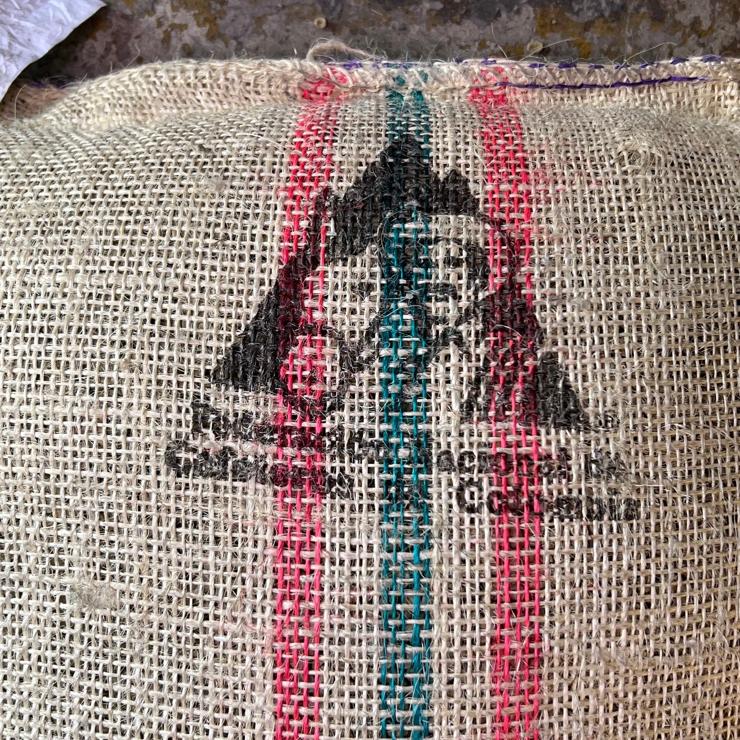 FEDERACION NACIONAL DEL CAFE Green Coffee Beans From Colombia 154 lb Bag