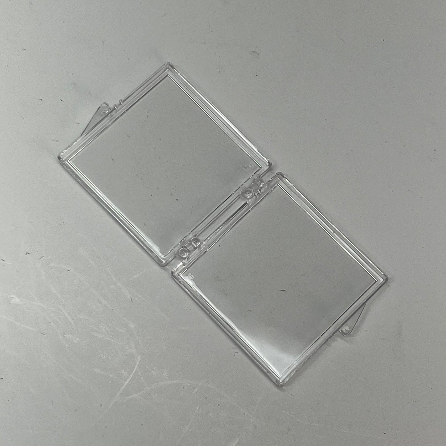 ZA@ (1000 PACK) Mini Show Boxes 1.5"x1.5" Clear 53211