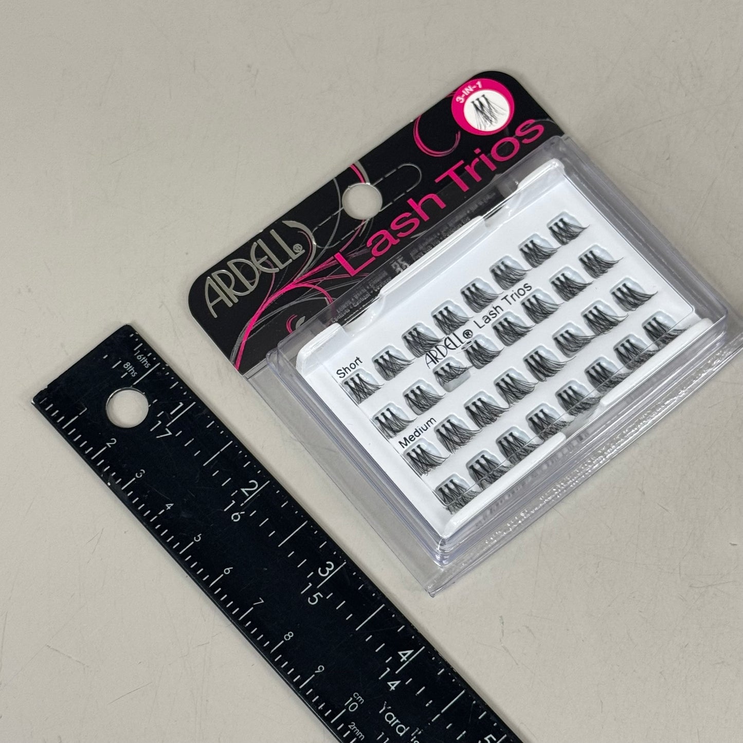 ARDELL (4 PACK, 32 LASHES EACH) Lash Trios 16 Short & 16 Medium Lengths 61636