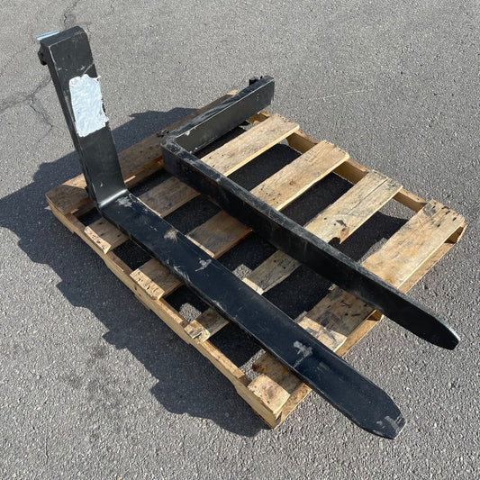 Z@ UNBRANDED Heavy-duty Forklift Forks 60”x4" 16” Carriage Class 2  (New)
