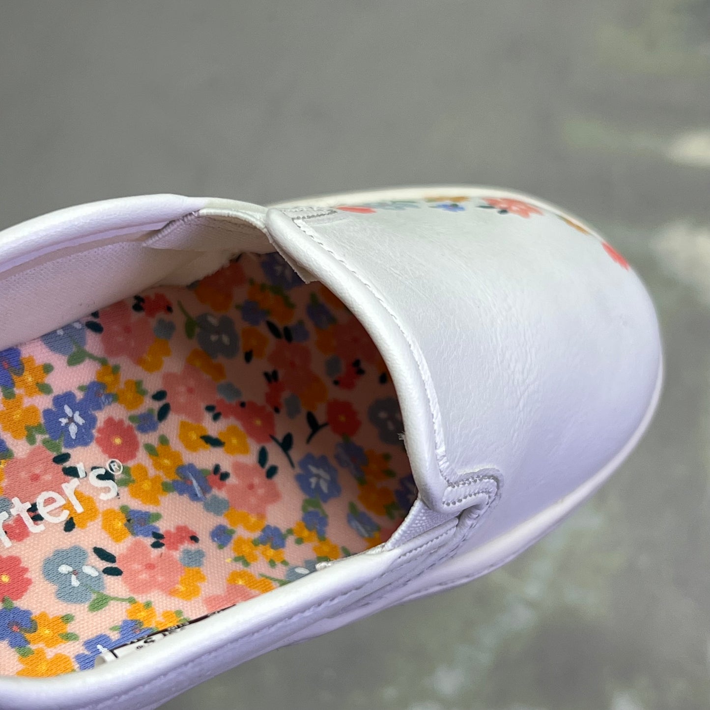 CARTER'S Wipe Clean Floral Slip-On Toddler Shoe Girl's Sz 12 White CF21H03B