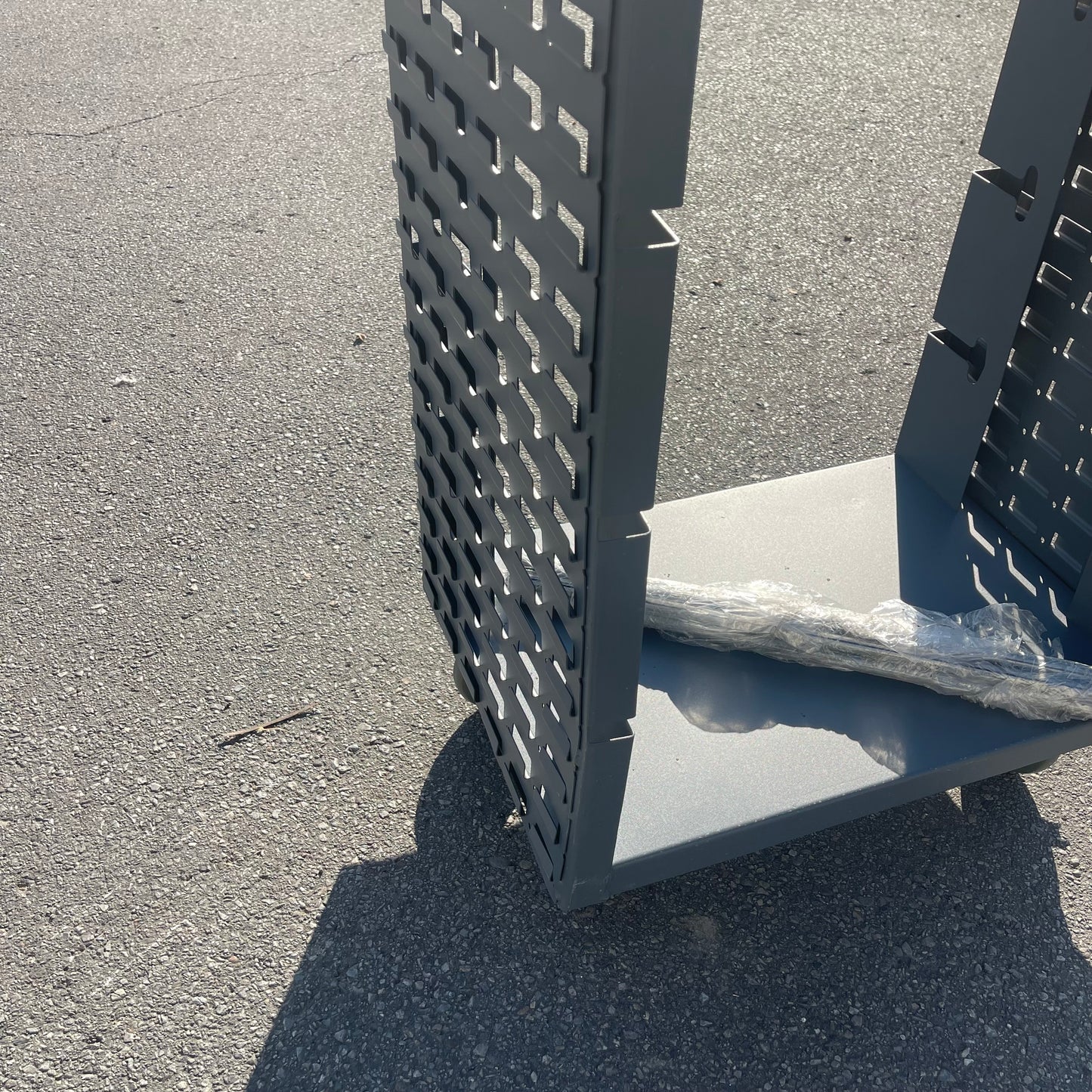 DURHAM 8-Rod Mobile Wire Spool Rack Cart with 2 Sides of Louvered Panels 32"x18"x46.5" Grey MWSR8-LP-95