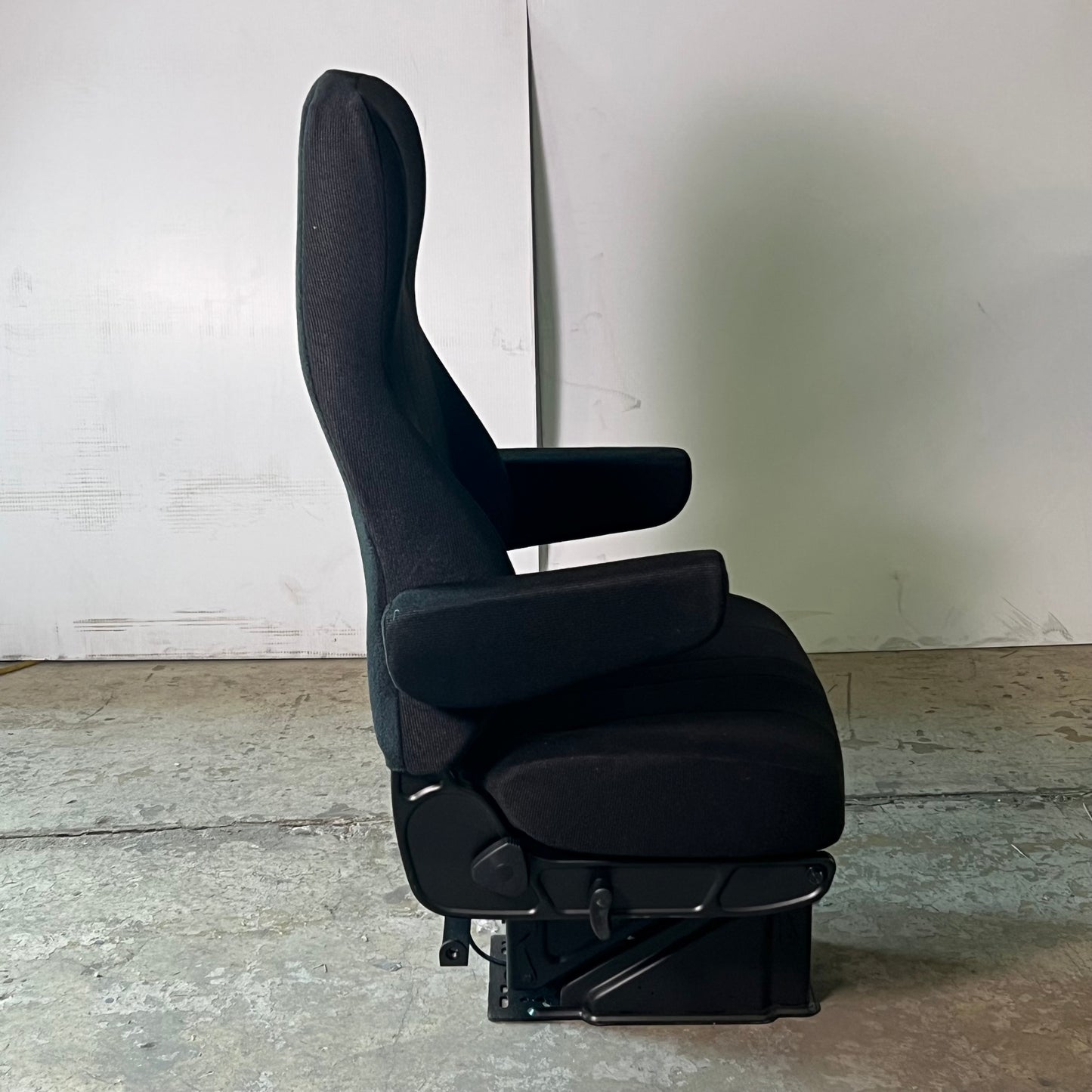 NATIONAL SEATING Captain Seat High Back Black Mordura 50764.365 (Distressed Box)